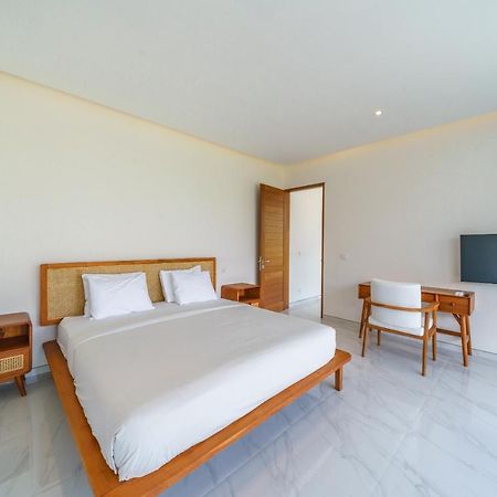 Villa Besso Padonan - Modern & Minimalist 2Br Villa In Canggu! エクステリア 写真